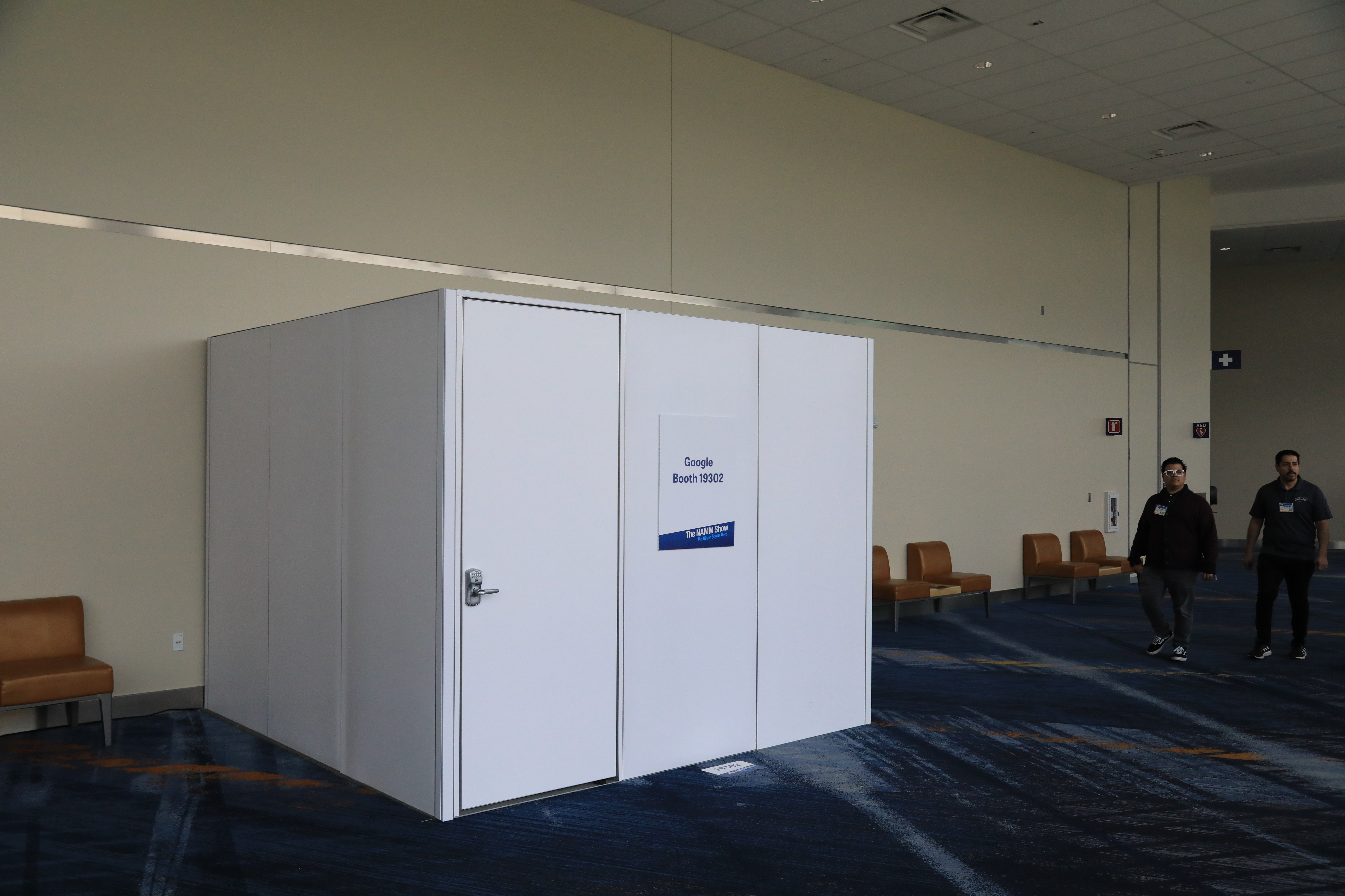 10' x 10' Turnkey Meeting Room