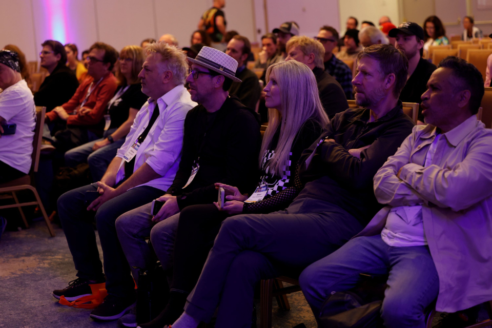 audience at the tec tracks at the namm show
