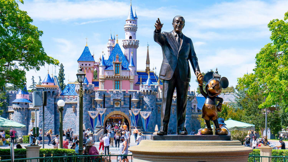 disneyland.jpeg