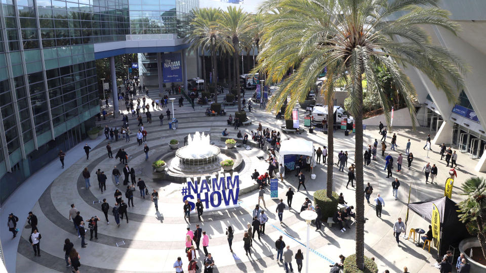 NS21_ZoomBack_ArtboardsArtboard 5.jpg