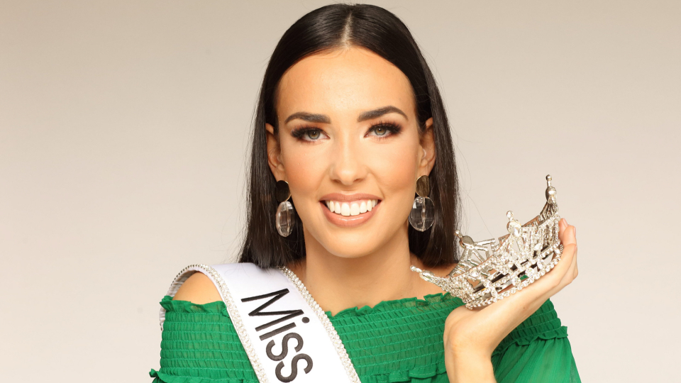 Miss Kansas 2021-converted jpgs-0308_edited.jpg