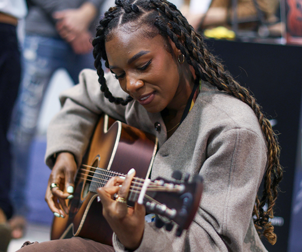 Guitar Demo The NAMM Show House Of Worship Equipment