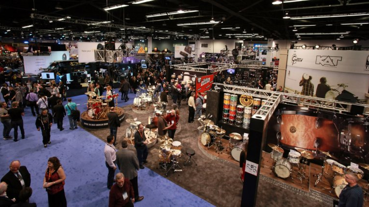 NAMMShow2013_showfloor